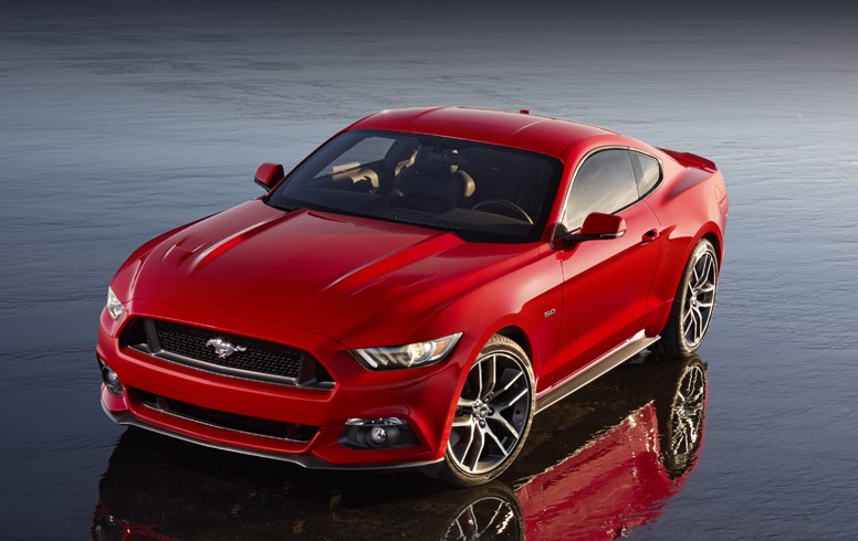 Ford Mustang   новая версия